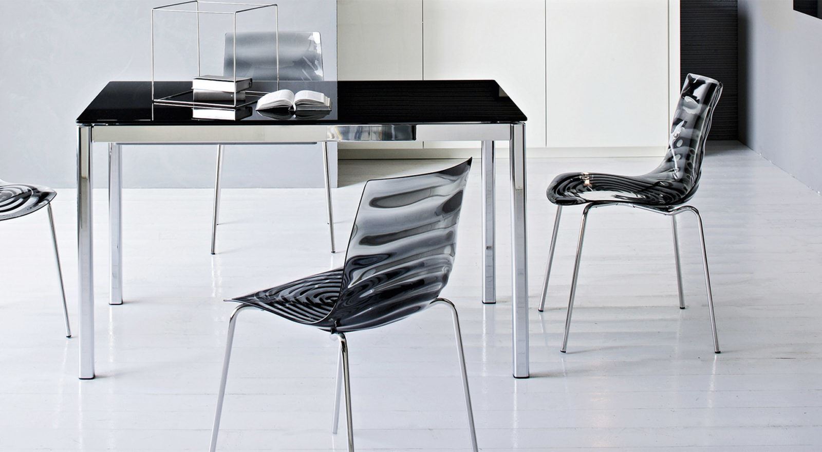 Outlet di sedie di design a padova sedie calligaris for Design arredamento outlet